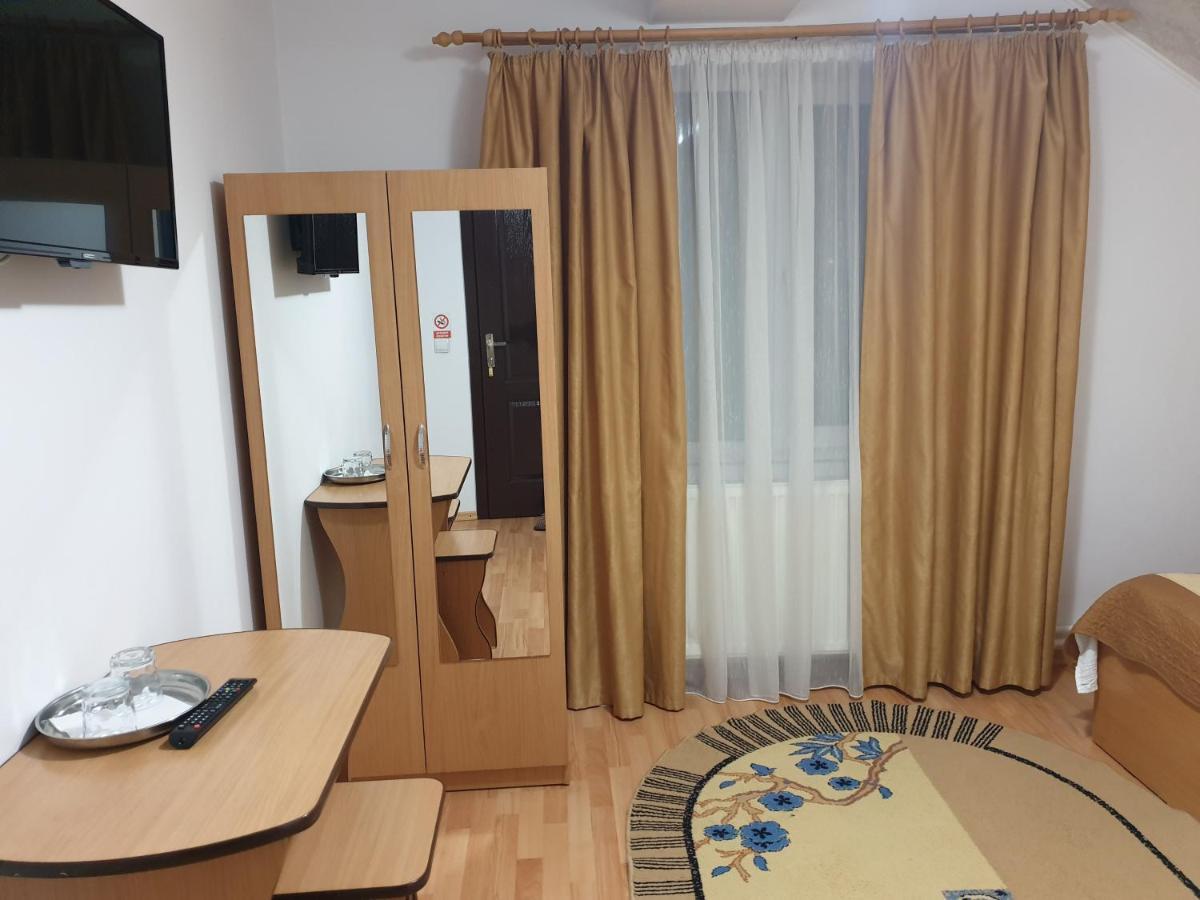 Pensiunea Antonia Vatra Dornei Luaran gambar